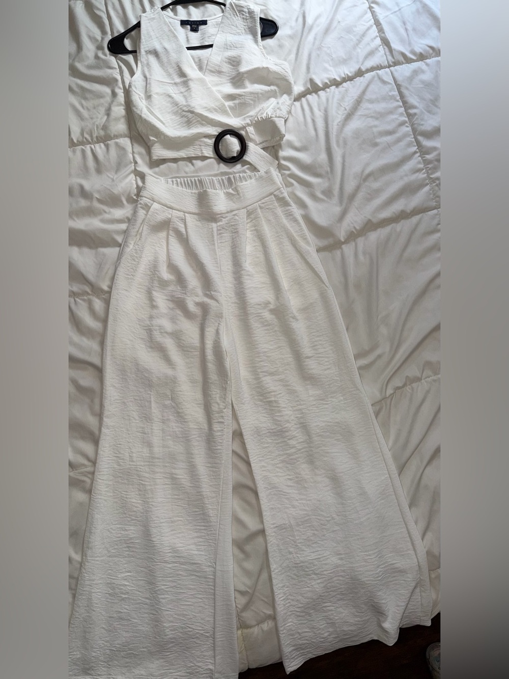 White Wide-Leg High-Waist Pants